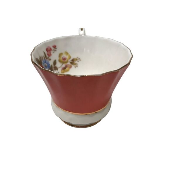 Ansley Floral Bone China Teacup and Saucer - Picture 4 of 11